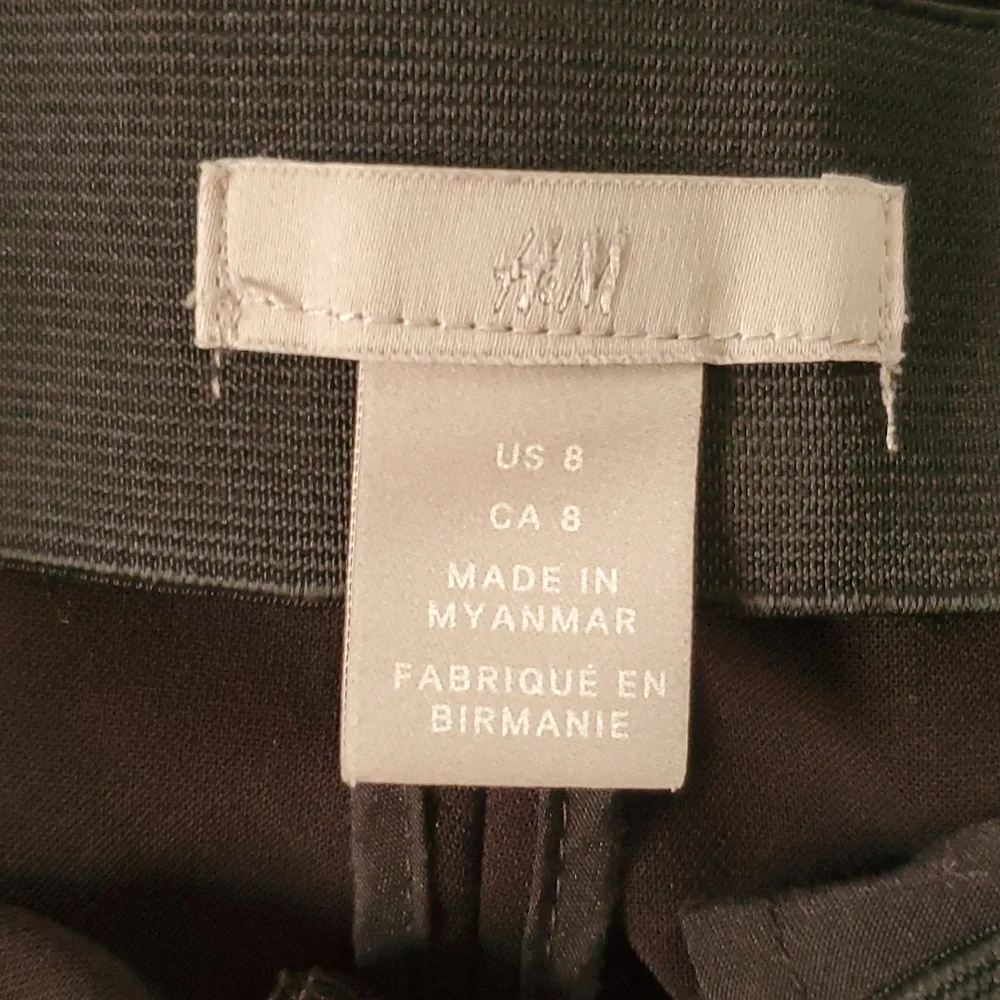 H&M shorts - Picture 3 of 3